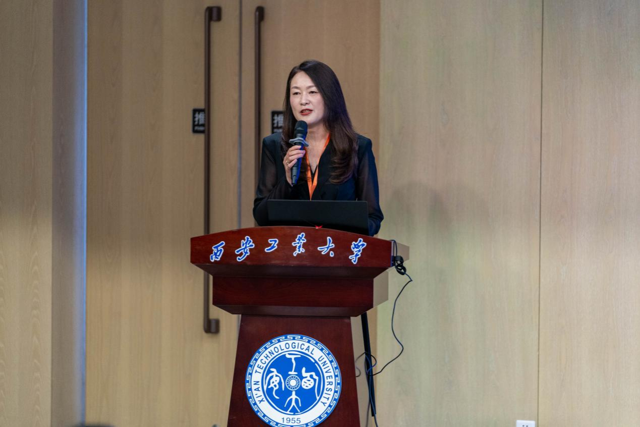 申搏sunbet副董事长闫莉教授致辞图